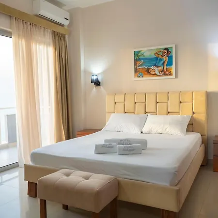 Blue Days Hotell 3*